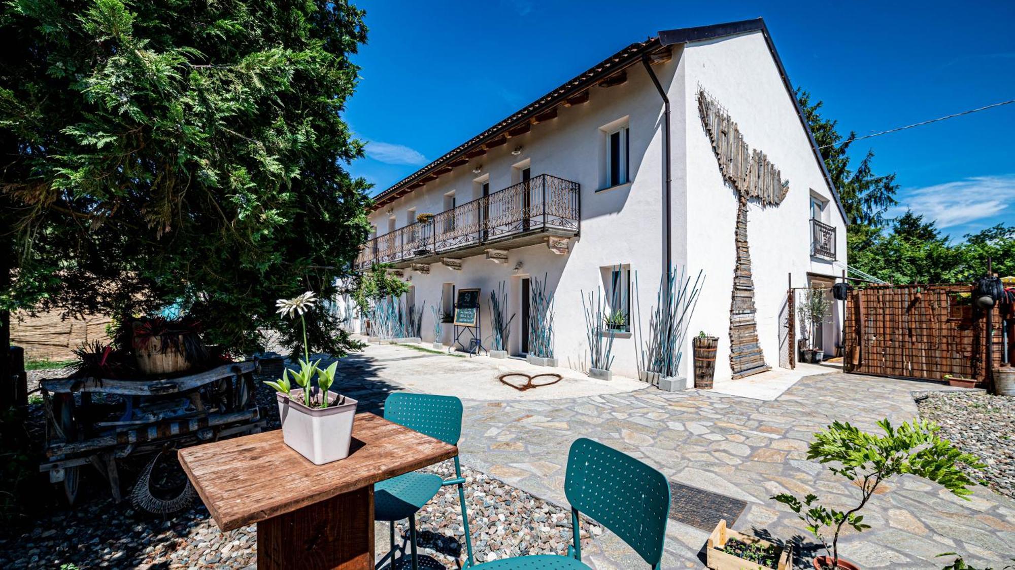 Suites Con Vista Panoramica E Home Restaurant - Pet Friendly Nel Monferrato Cortandone Exterior photo